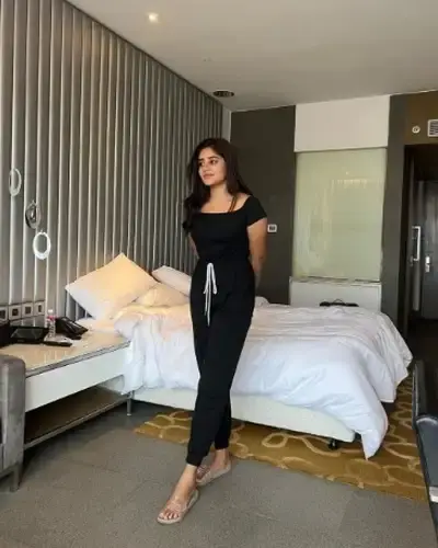 Call Girls Chikhli Cash On Delivery